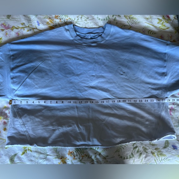 Lululemon LA Oversized Boxy Crew Blue Linen Ombre Wash - Picture 10 of 11